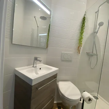 Appartement Marianne 5 *